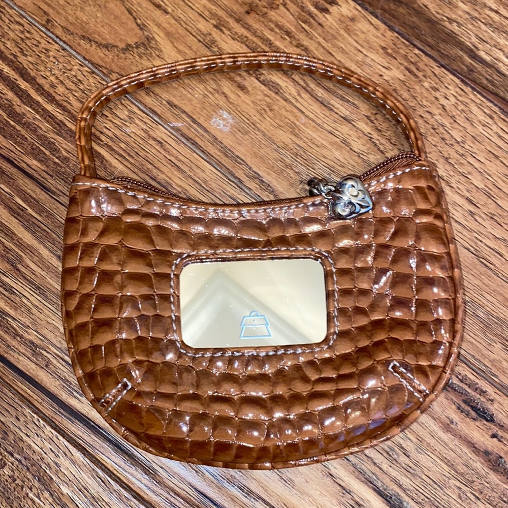 NWOT- Kathy Van Zeeland Shoulder Purse - Picture 6 of 12